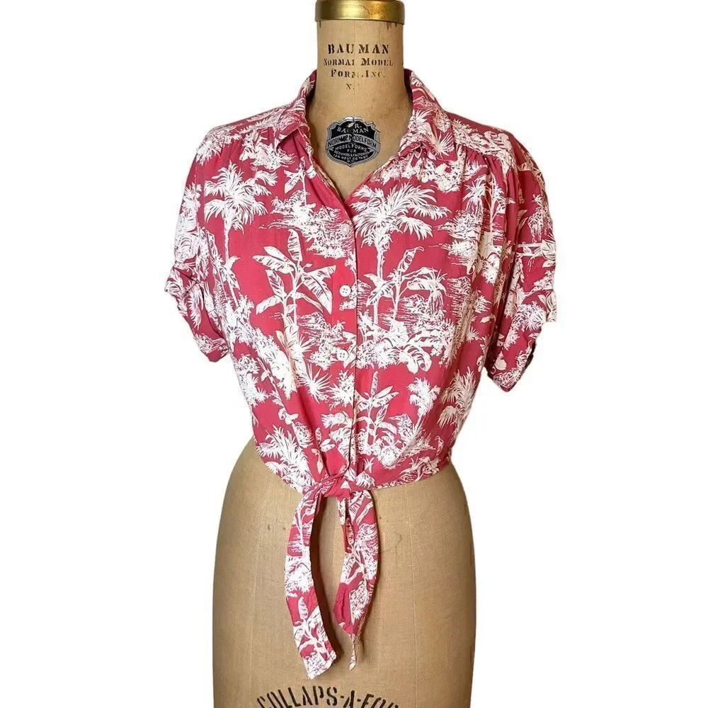 AEO pink floral cropped Hawaiian shirt
